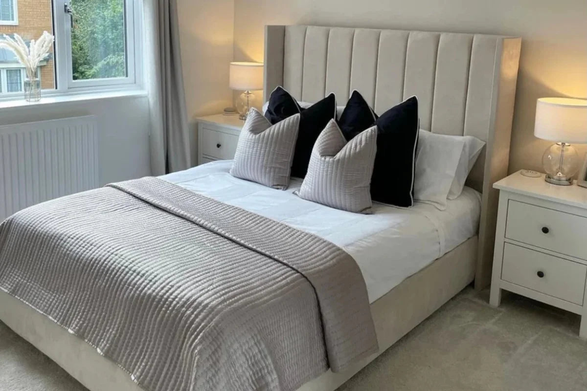 Eva Wing Bed